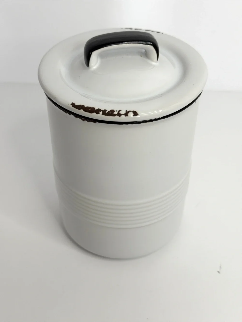 District 23 Tea Canister Black/White  | Kitchen